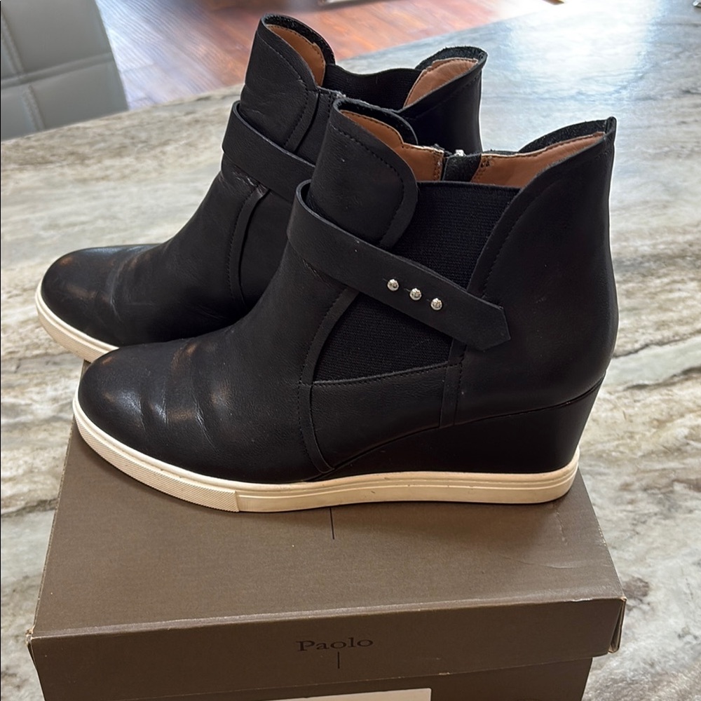 Paolo Black Wedge Ankle Boots/Tennies